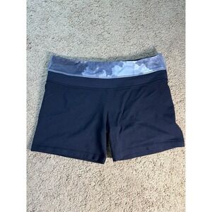 Lululemon Groove Shorts Women 8 Mid Rise Snowy Owl 5" inseam Sporty Yoga